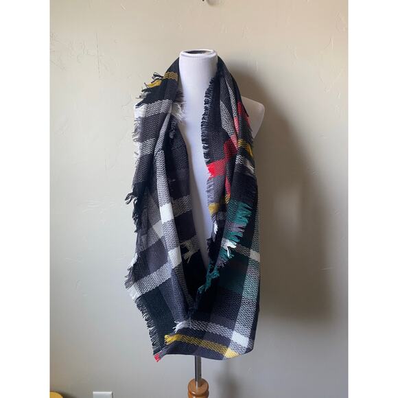 Multicolor Plaid Infinity Scarf- New - Picture 4 of 6
